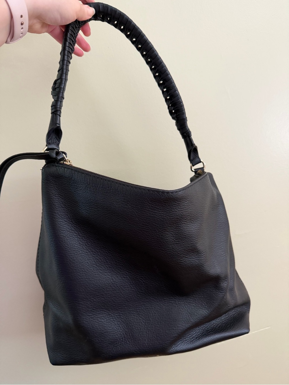 Classic Black Leather Hobo Bag - Stylish Everyday Shoulder Bag